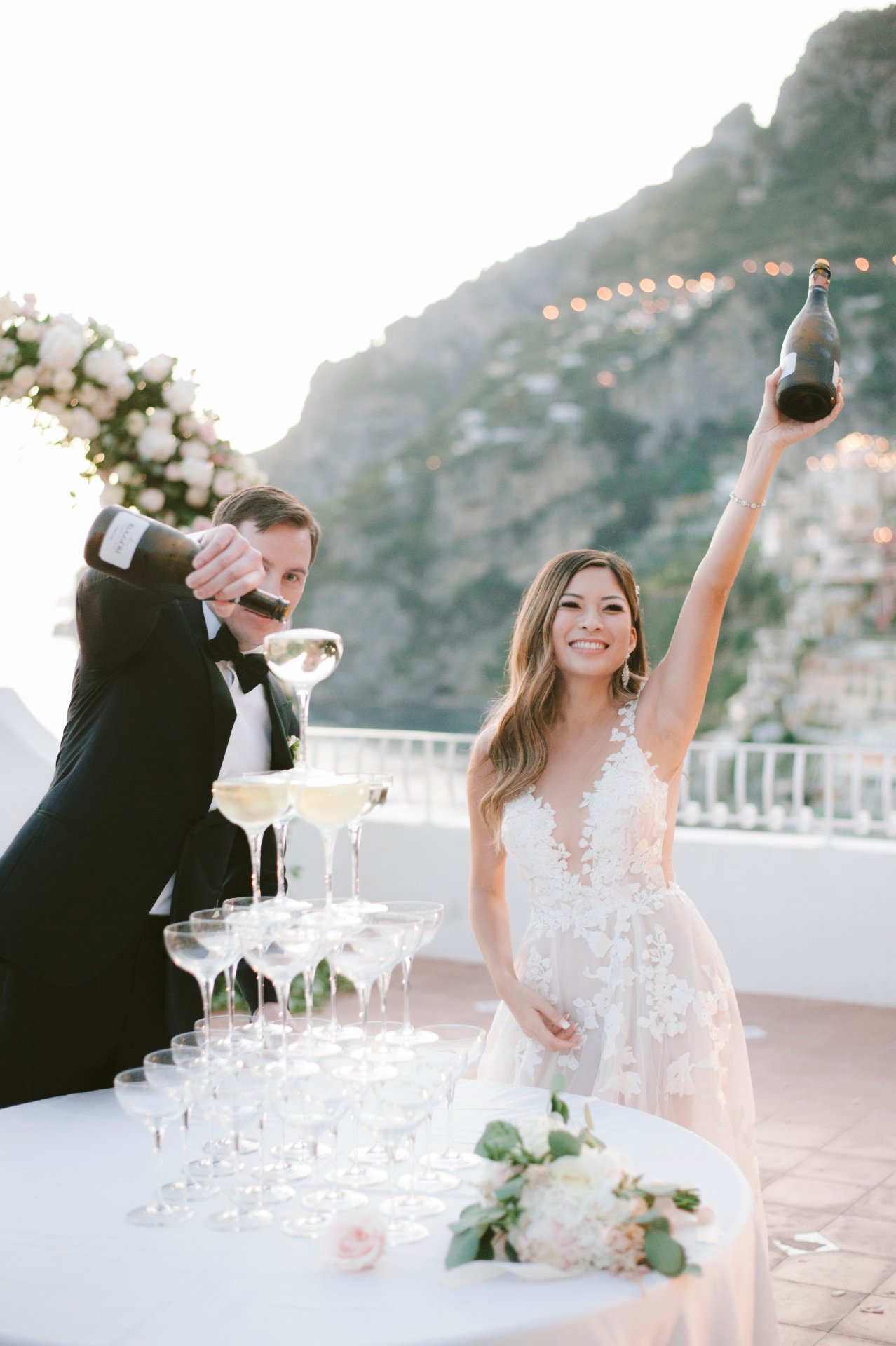 destination-wedding-positano-champagne-tower